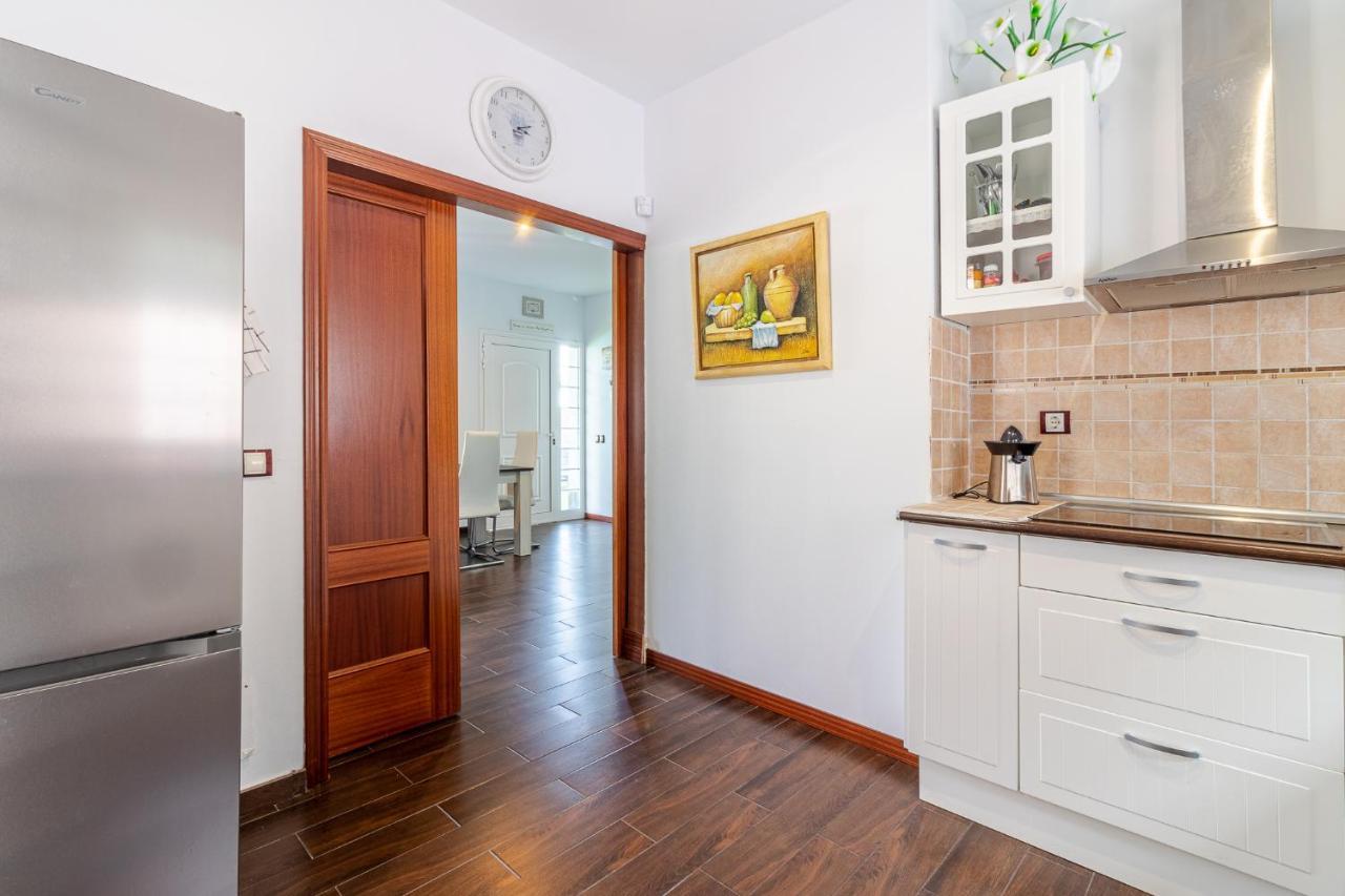 Holiday home Samperez Piscina Jardin 5 12 Personas Las Palmas de Gran Canaria